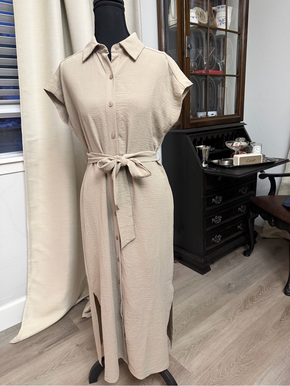 Dkny Neutral Beige Button-Front Maxi Shirt Dress with Tie Waist